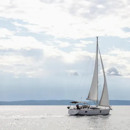 Botel Elan Impression 40- Tino